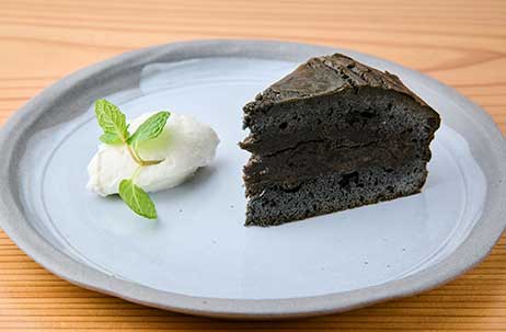 あんガトーバスク〜黒ごま〜